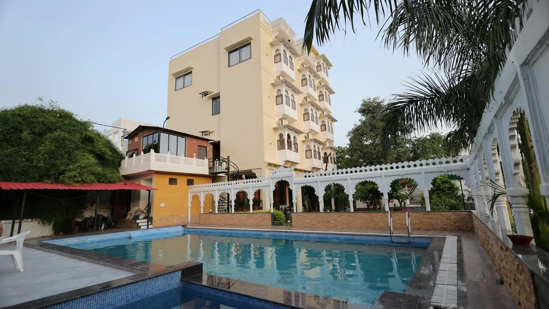 Manas Resort By Rudrakshi Udaipur 0*,
